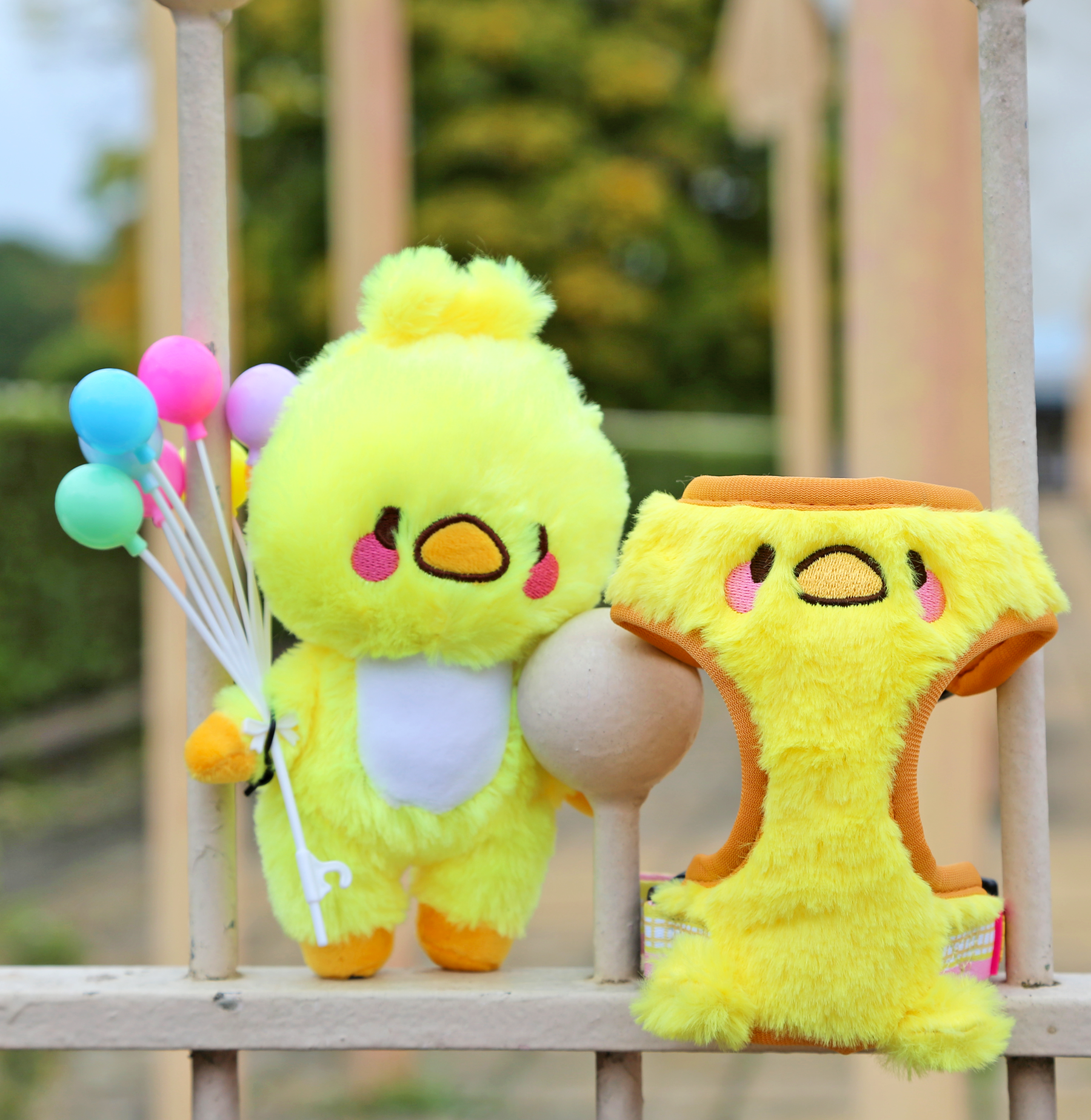 MozoMozo Hiyoko Plush