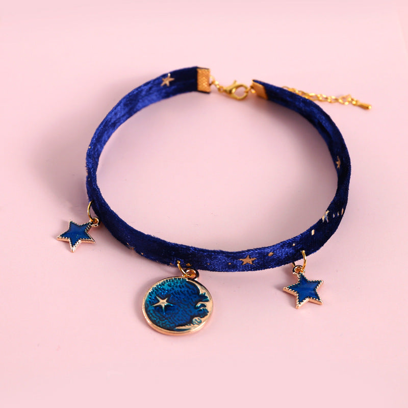 The Collective La Lune Collar